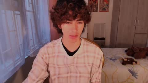 lucas_xo online show from 11-07-25, 10:10