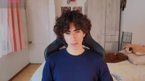 lucas_xo online show from 01-06-26, 08:23