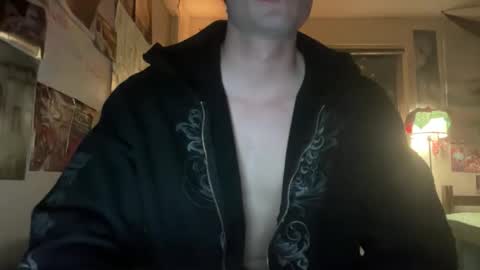 Snapshot of lucascrown chatting on 02-02-26, 06:45 lucascrown online show from 02-02-26, 06:45