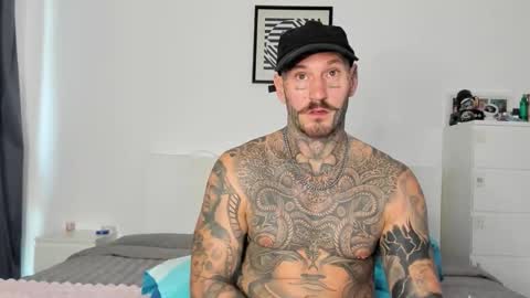 lucasexclusive online show from 03-25-26, 06:30