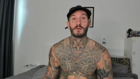 lucasexclusive online show from 04-10-26, 05:34