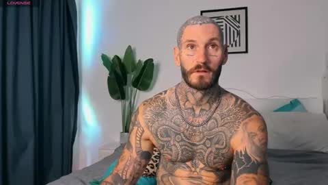 Snapshot of lucasexclusive chatting on 07-17-26, 06:42 lucasexclusive online show from 07-17-26, 06:42