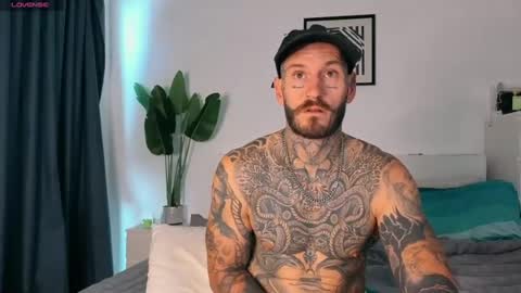 Snapshot of lucasexclusive chatting on 07-25-26, 04:21 lucasexclusive online show from 07-25-26, 04:21