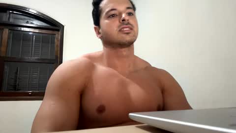 Snapshot of lucasfit24 chatting on 01-16-25, 11:15 lucasfit24 online show from 01-16-25, 11:15