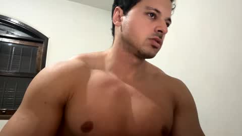 Snapshot of lucasfit24 chatting on 01-23-25, 11:26 lucasfit24 online show from 01-23-25, 11:26