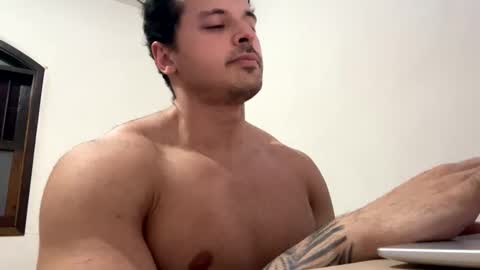 Snapshot of lucasfit24 chatting on 02-09-25, 01:00 lucasfit24 online show from 02-09-25, 01:00