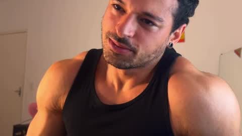Snapshot of lucasfit24 chatting on 07-11-26, 02:03 lucasfit24 online show from 07-11-26, 02:03