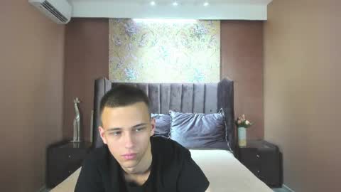 Snapshot of lucaskaur chatting on 07-13-26, 12:08 lucaskaur online show from 07-13-26, 12:08