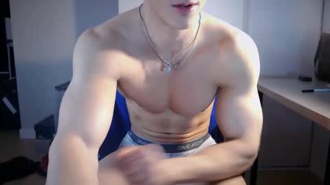 LucasKodak online show from 03-25-26, 06:41