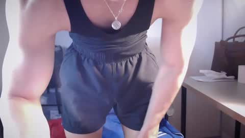 LucasKodak online show from 04-08-26, 06:13