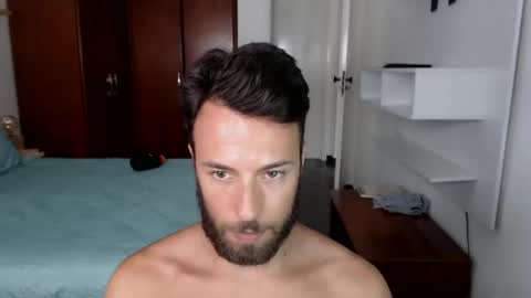 lucassouza23 online show from 01-05-25, 04:48
