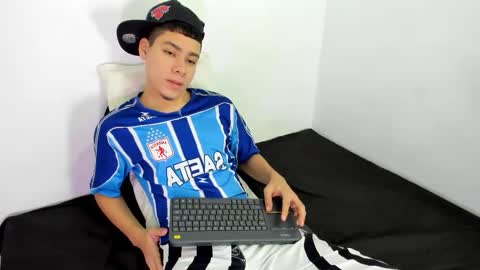 LUCAS TORREZ online show from 03-12-26, 12:50