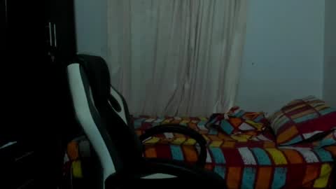 Snapshot of lucaswattsons chatting on 05-05-26, 02:52 Lucaswatsons online show from 05-05-26, 02:52