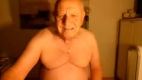 Snapshot of lucbottom031249 chatting on 07-21-26, 01:19 lucbottom031249 online show from 07-21-26, 01:19