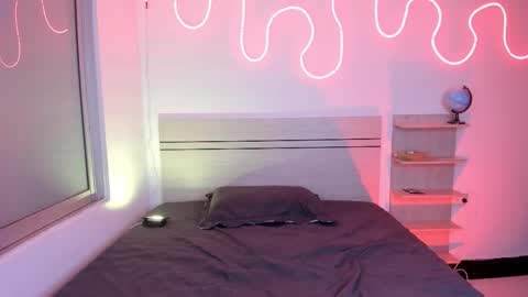 Luccas Ferreira online show from 11-10-25, 07:13