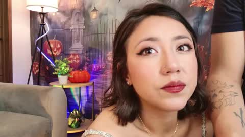 Luci y Fer online show from 10-27-25, 04:22