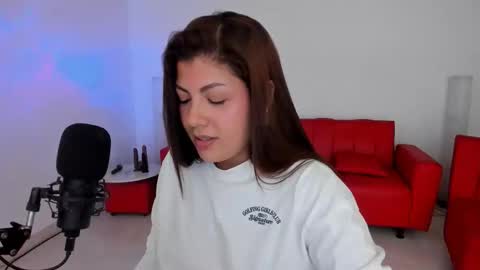 Luci online show from 03-18-26, 01:53