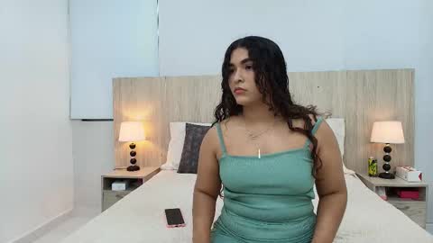 Lucia Cardona online show from 02-01-26, 03:49