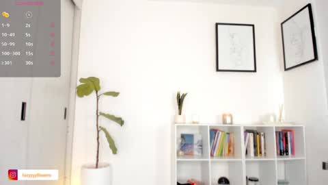 Lucia online show from 06-05-26, 06:13