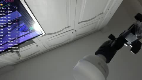 L U C I A online show from 04-05-26, 12:57