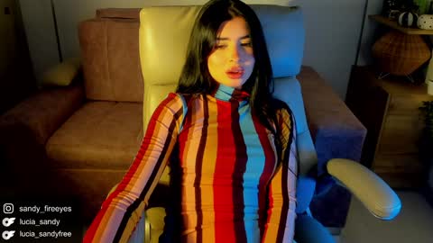 Lu   Intagramsandy fireeyes online show from 10-03-25, 11:24