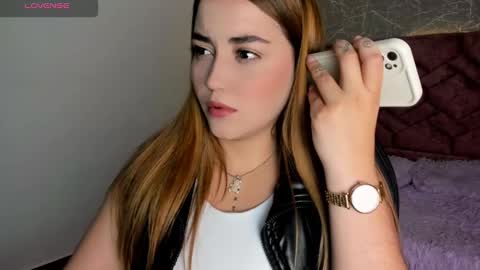 lucia star  online show from 12-28-24, 05:03