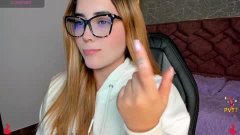 lucia star  online show from 01-21-25, 03:10