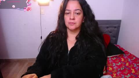 Lucia Vonne online show from 06-14-26, 04:03