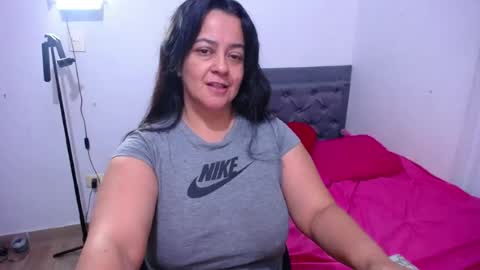 Lucia Vonne online show from 06-24-26, 01:04