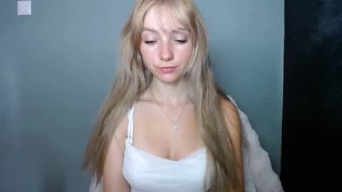 Lucy online show from 09-13-25, 08:03