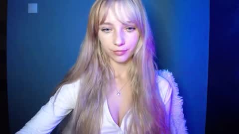 Lucy online show from 10-08-25, 07:00