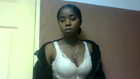 luciah148539 online show from 07-27-26, 04:08