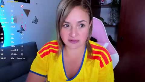 Lucia  online show from 06-17-26, 07:15