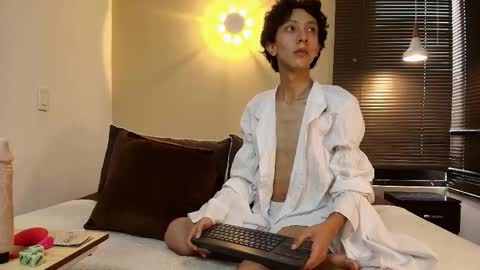 Snapshot of lucian_morel_s chatting on 09-15-25, 11:54 Lucian Morel S online show from 09-15-25, 11:54