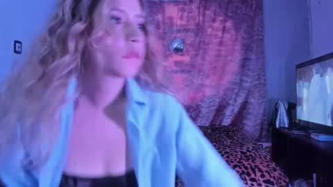 Luciana Evans online show from 11-06-25, 02:07