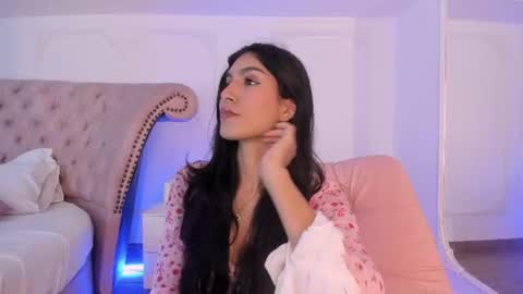 Luciana online show from 06-15-26, 08:44