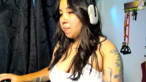 Dani 3 online show from 06-15-26, 07:49