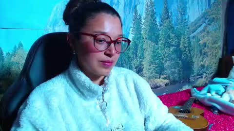 Lucy online show from 03-08-26, 03:10