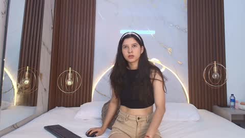 Luci  online show from 01-29-25, 11:41