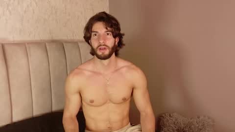 Luciano online show from 10-31-25, 09:05