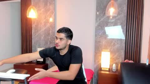 Luciano online show from 06-04-26, 12:00