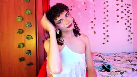 Lucy or Lucian 3 Come to my social Links3   online show from 09-18-25, 09:28