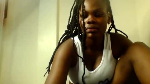 Snapshot of luciaresa chatting on 07-23-26, 01:58 luciaresa online show from 07-23-26, 01:58