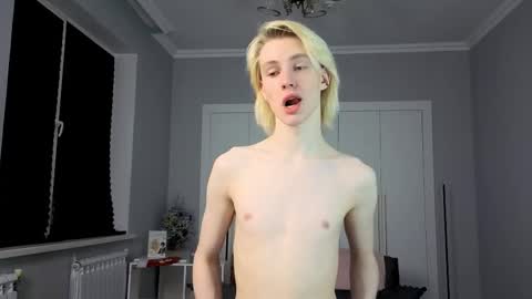 Angelok online show from 03-12-26, 01:17