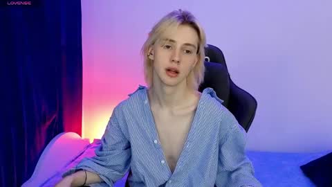 Angelok online show from 04-09-26, 08:31