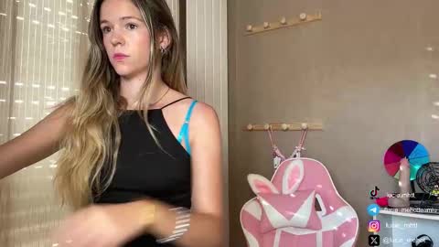 Lucie hot follow me on  online show from 09-18-25, 06:59