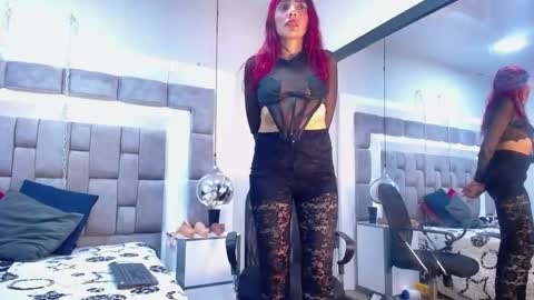 Lucie Red online show from 06-07-26, 07:50