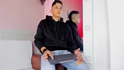 Leo online show from 02-23-25, 11:44