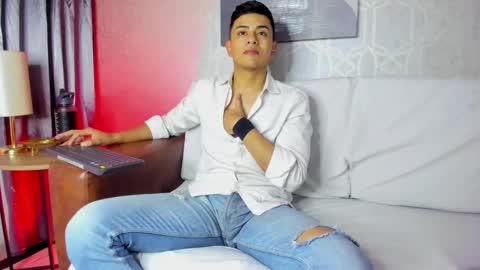 Leo online show from 03-03-25, 11:11