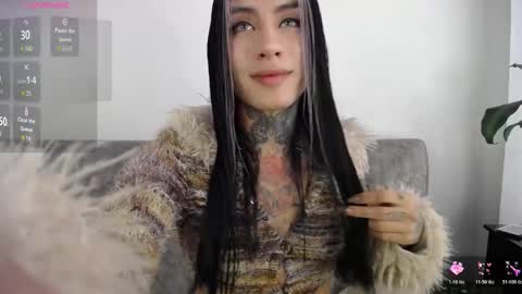 luciiana online show from 02-26-26, 06:40